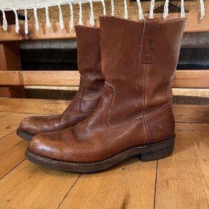 Women’s Vintage Brown Leather Cowgirl Boots Size 10!